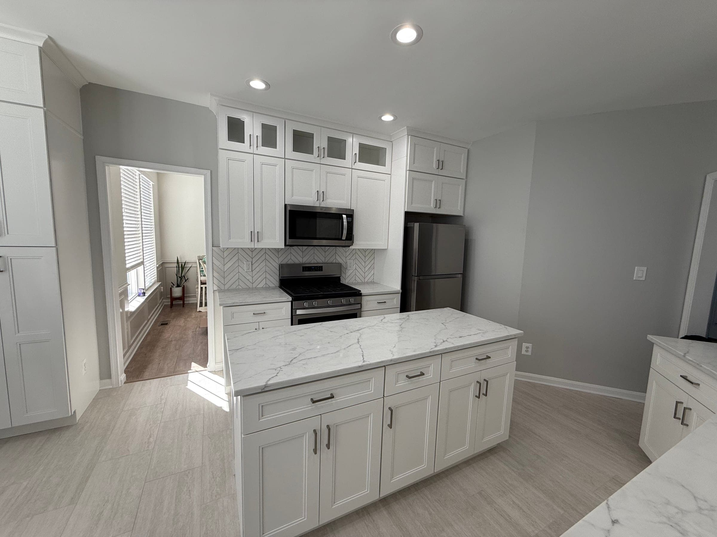 White Kitchen, Chevron Backsplash, Northern Virginia — finished work, photo 2